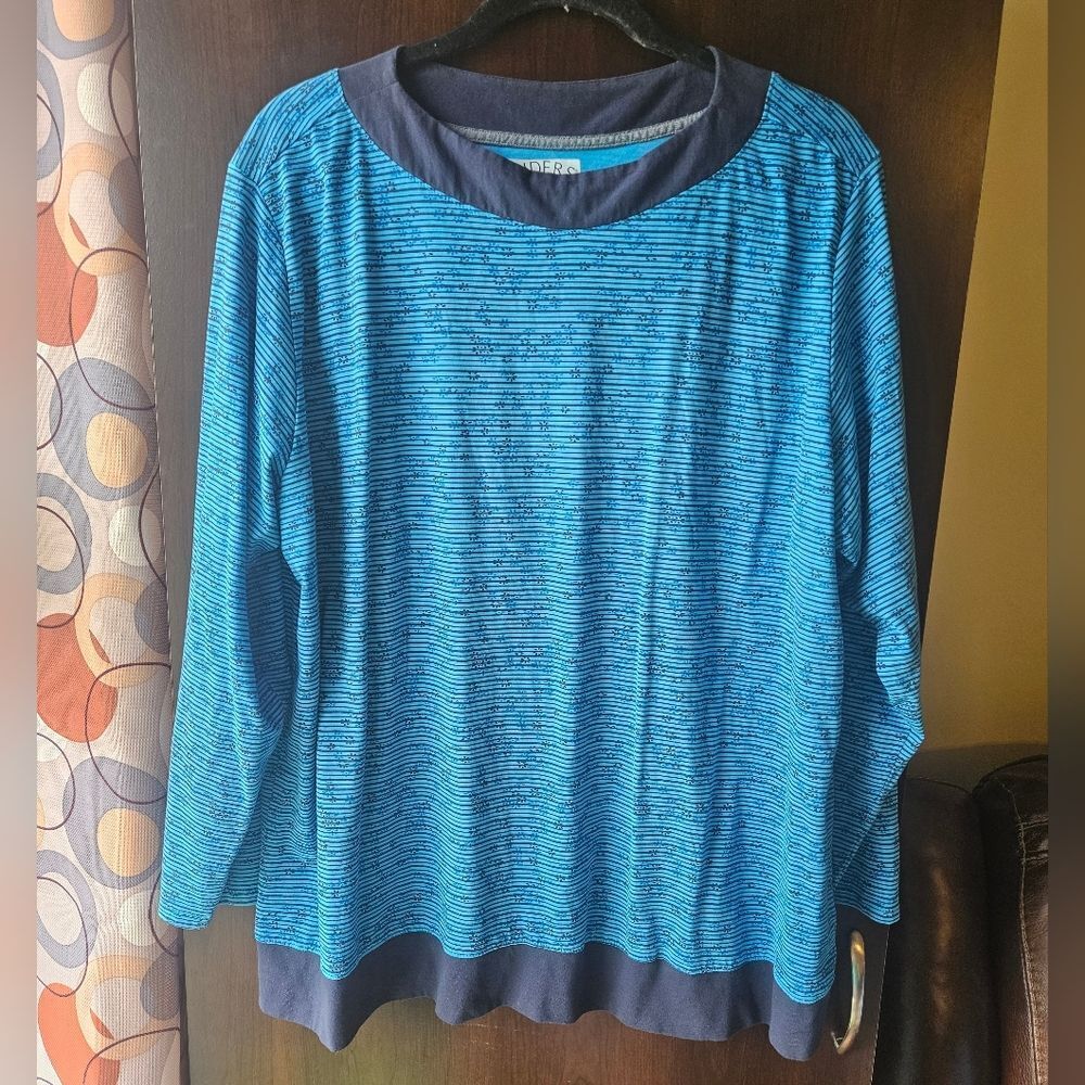 Lee Women's Navy and Blue Long Sleeve Top Size 1X